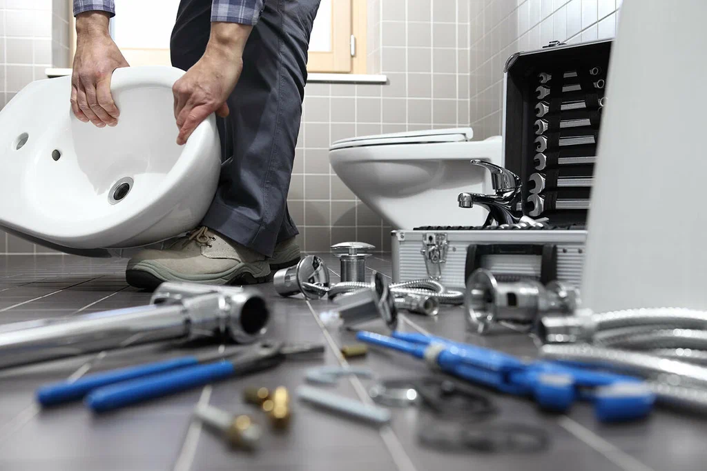 Professional bathroom plumbing repair in Santa Paula